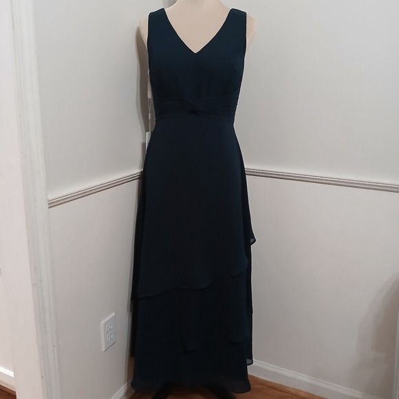 Navy Blue Tiered Chiffon Formal Gown V-Neck Corset Back Size 10 NEW - Picture 2 of 12